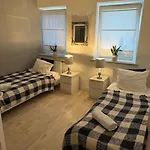 Chillout 4 Bedrooms Apartamento Varsovia